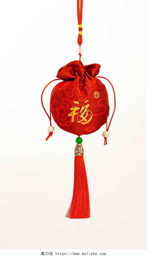 思念意味的布质刺绣褔字的红色香包